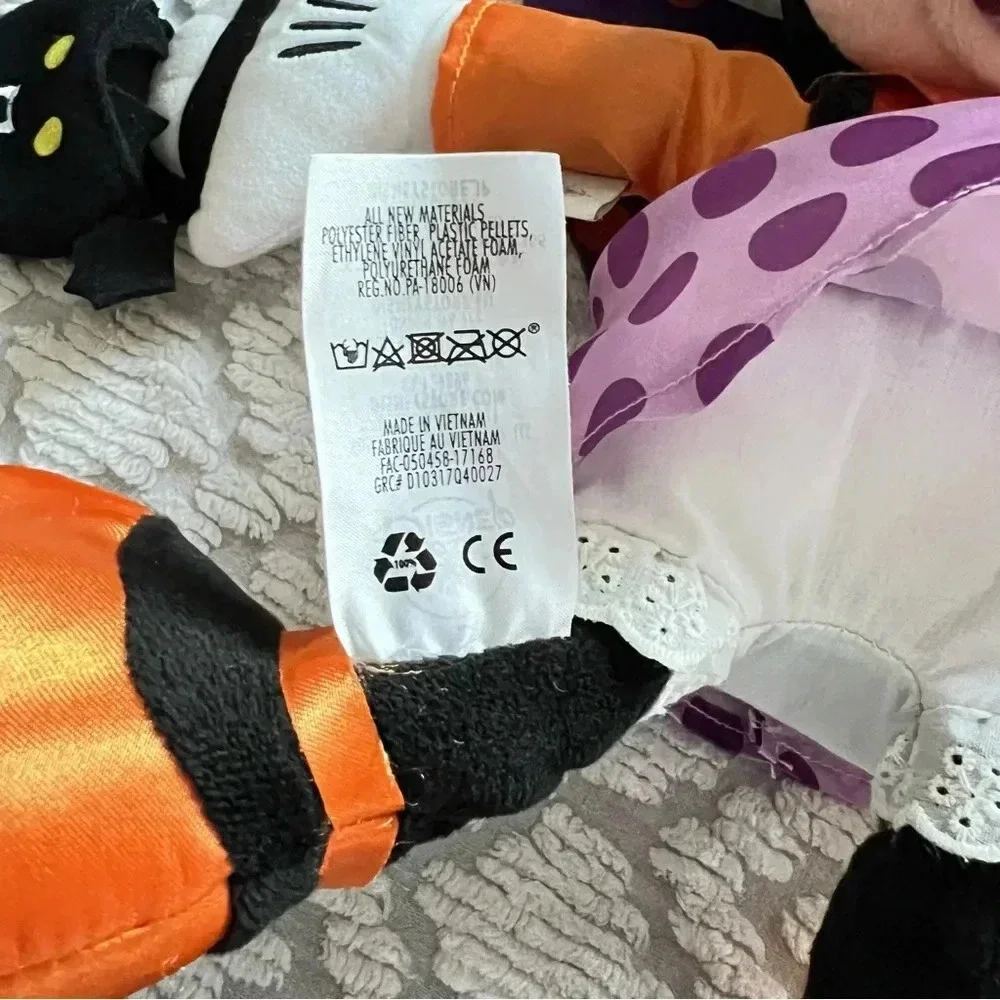 Disney Original Minnie Mouse Halloween Outfit Stuffed Animal Plush 15 inches